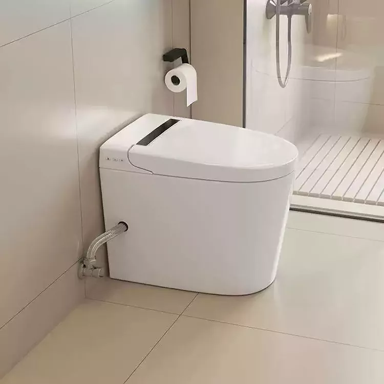 Toilette intelligente moderna e minimalista